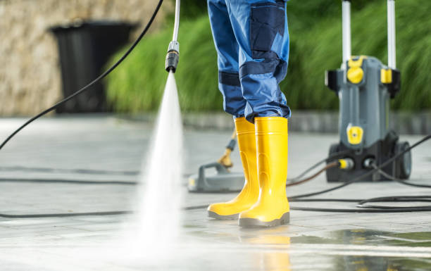 Best Deck Cleaning Services  in Hazel Dell, WA
